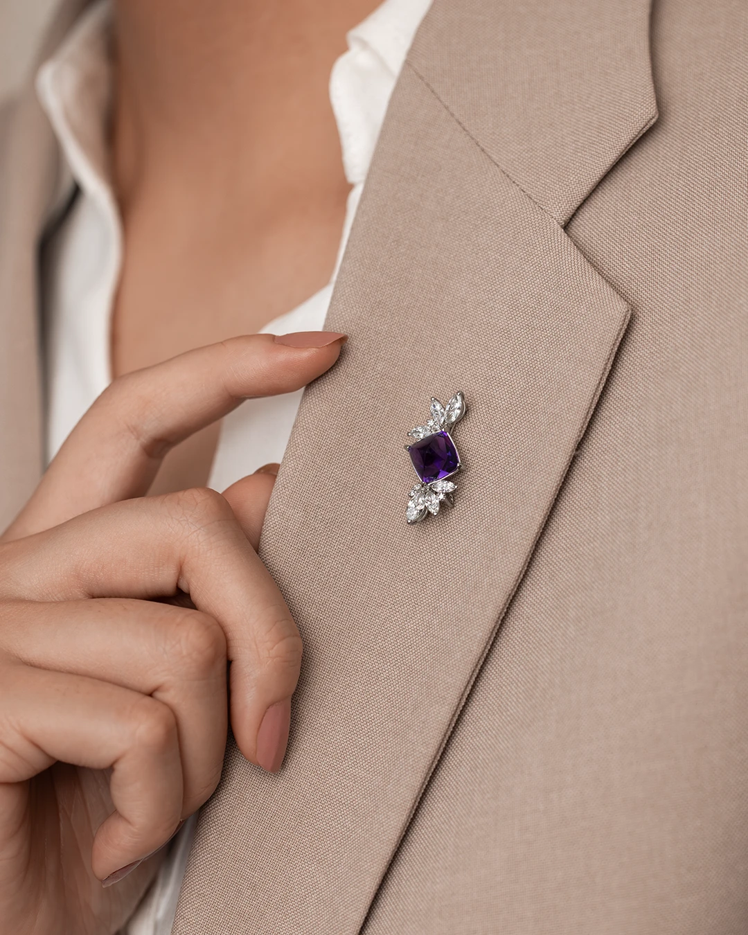アメシスト ブローチ